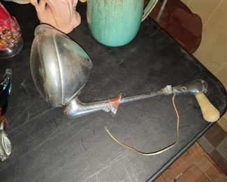 Early GM car spotlight