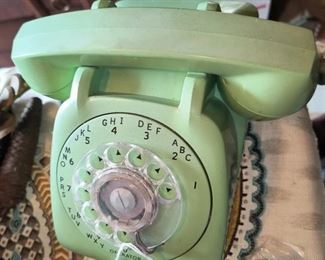 Avocado green phone