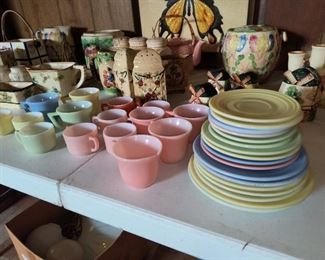 Children's acro agate tea set