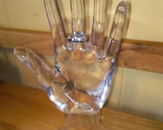 Awesome acrylic ring holder