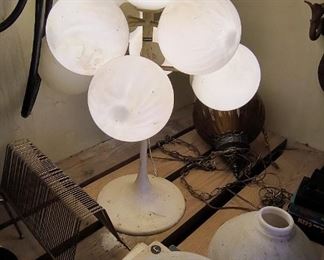 E.R. Nele 9 globe MCM lamp