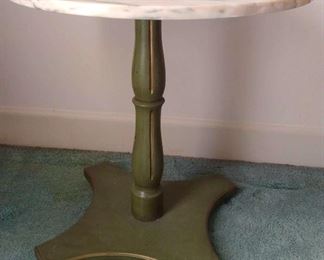 "Tall Pines & Great Finds" in Augusta, GA Starts Closing Mon 4/3 8pm. Pickup: Tue 4/4 1-6pm. Please click here to see more photos, descriptions, and current bids:&nbsp;https://ctbids.com/estate-sale/20911