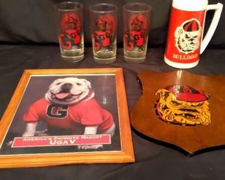 "Tall Pines & Great Finds" in Augusta, GA Starts Closing Mon 4/3 8pm. Pickup: Tue 4/4 1-6pm. Please click here to see more photos, descriptions, and current bids:&nbsp;https://ctbids.com/estate-sale/20911