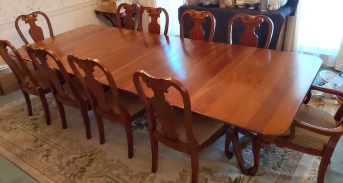 "Tall Pines & Great Finds" in Augusta, GA Starts Closing Mon 4/3 8pm. Pickup: Tue 4/4 1-6pm. Please click here to see more photos, descriptions, and current bids:&nbsp;https://ctbids.com/estate-sale/20911