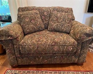 Mayo extra large chair