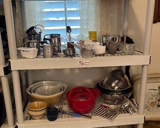 Kitchen gadgets and cook ware