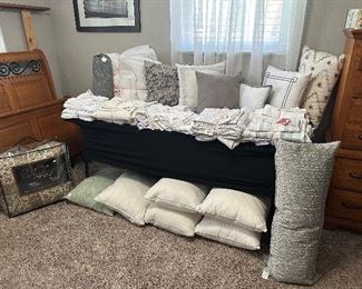 Designer Sheets; Pillows; Queen Comforter Sets