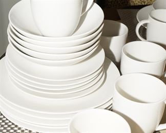 Neil Lane by Fortessa Trilliant dish set-set of 32 pieces