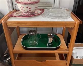 Rolling kitchen cart 