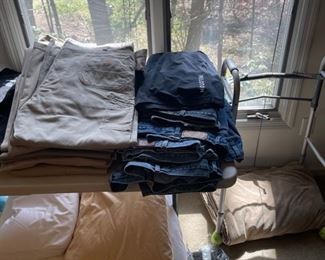 Mens XXL + XXL clothing 