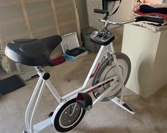 Schwinn exercise bike 