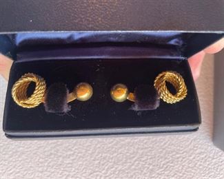 Tiffany and Co 18kt gold cufflinks 