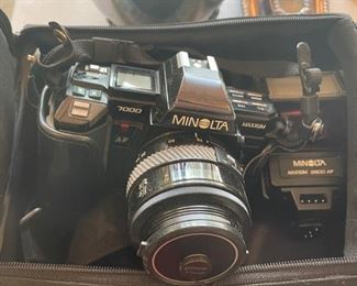 Minolta 7000 with accessories 