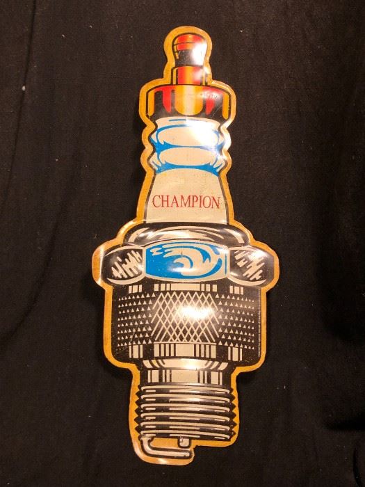 Auction Antiques and Collectibles in Kaneville, IL starts on 4/22/2023