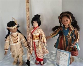 3 International Dolls