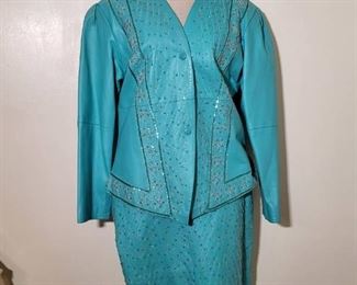 Vintage Vanna White Aqua Leather Set