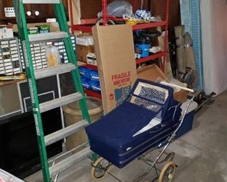 Only carriage is for sale.