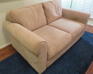 Love seat