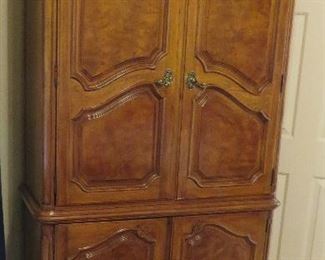 Armoire