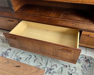 MCM Bukenberger Mobler Rosewood Wall Unit Modular Shelf System	81x121x123in	HxWxD