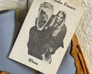 LG Ceramic Wall Art Jug American Indian Treasures Winona	14 x 9.5in	
