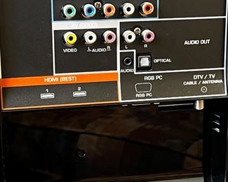 Vizio 37in 1080p 60Hz LED-LCD HDTV TV	24.5 x 36in	HxWxD
