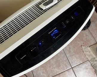 Kenmore 251.85450.900 Air Cleaner	22.5 x 19 x 12in	HxWxD
