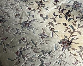 Wool Pile Area Rug	70 x 108in 	
