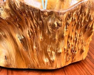 Carved Burl wood Basket	8.5 x 13 x 13.25in 	
