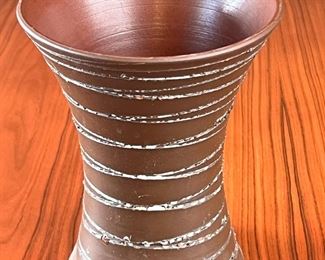 Ceramic Hourglass Vase	7.5 x 6in diameter.	
