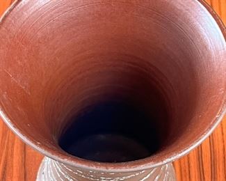 Ceramic Hourglass Vase	7.5 x 6in diameter.	
