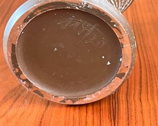 Ceramic Hourglass Vase	7.5 x 6in diameter.	
