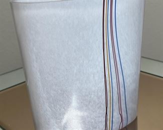 Kosta Boda Bertil Vallien Vase Rainbow Thread Stripe Art Glass	7.5x7x 3.5	HxWxD
