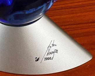 Swarovski Crystal Millennium Edition 238985 Dove Earth Planet	4.75in H	
