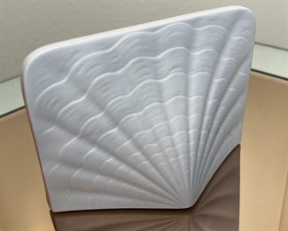 Lladro Collectors Society Signed Plaque Don Quixote 	4.25 inches high.	
