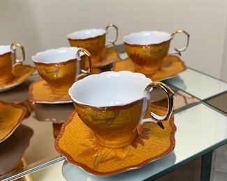 6pc Yamasen Gold Collection Cups & Saucers	3in H	
