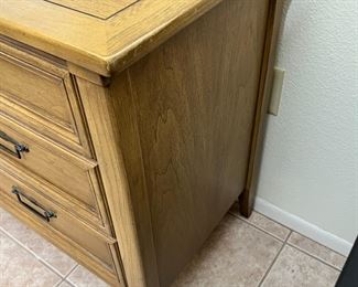 Vintage White Fine Furniture Long Dresser with Mirror	32.5 x 72 x 2in	HxWxD
