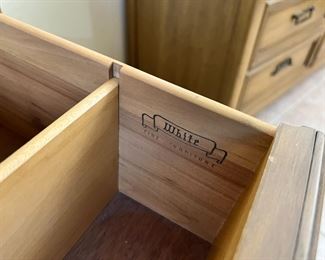 Vintage White Fine Furniture Chest of Drawers Dresser	48 x 42 x 21in	HxWxD
