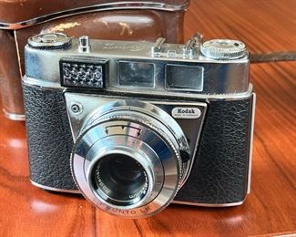 Kodak Retinette IB with Rodenstock Reomar 45mm f/2.8 Lens	4x6x3.5in	HxWxD
