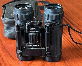 8x21 Vollvergutung German Binoculars	4x3x2in	
