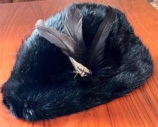 Vintage Black Mink Fur Hat	Size unmarked 7in Diameter	
