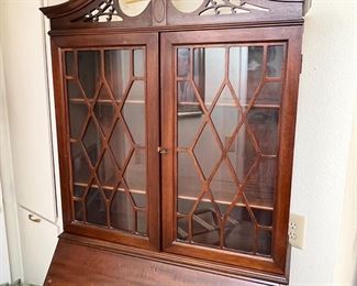 Antique Mahogany Slant Front Secretary 	78x32x18in	HxWxD
