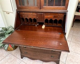 Antique Mahogany Slant Front Secretary 	78x32x18in	HxWxD
