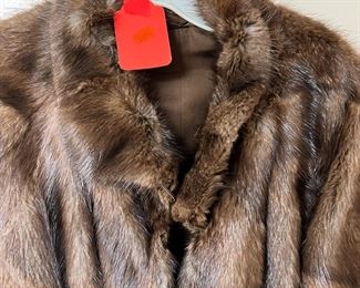 Vintage Brown Sable Fur Coat	Unmarked fits like Medium	
