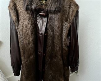 Vintage Nina Ricci Fur/Leather CoatBurtrum Furs of Battle Creek	Med	
