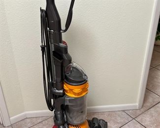 Dyson DC25 Vacuum		
