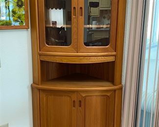 Vintage Danish Modern Teak Corner Cabinet Denmark 	71 x 25 x 25in	

