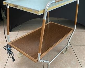 1960s Salton Royal HoTable Serving Cart	28 x 28 x 17in	
