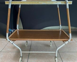 1960s Salton Royal HoTable Serving Cart	28 x 28 x 17in	

