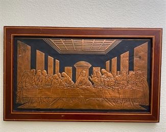 Hammered Copper Art Last Supper Embossed 	Frame: 14 x 22.75in	
